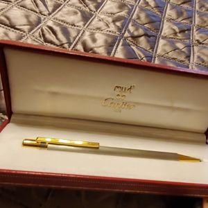Must de Cartier Paris pen